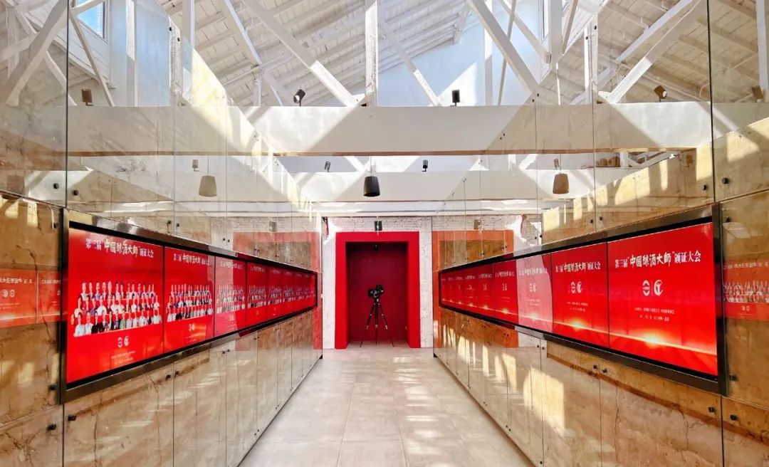 1677827975141602.jpg 1677827975141602.jpg